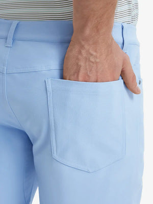 Back pocket with glove in Stretch Plain Everyday Pants, functional and relaxed – LIGHT BLUE